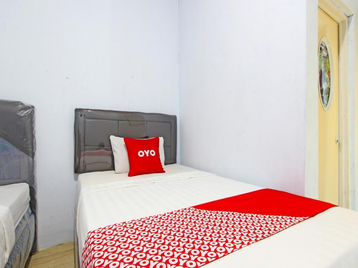 Oyo 91476 Srikaya Hotel 3 Pekalongan Exteriér fotografie